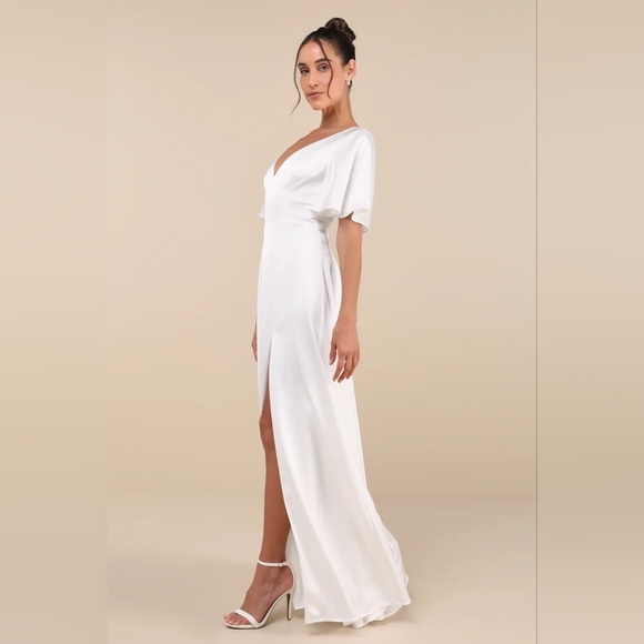 Lulus Elegant Confidence White Satin Flutter Sleeve Cutout Maxi Dress M Wedding - Picture 2 of 9